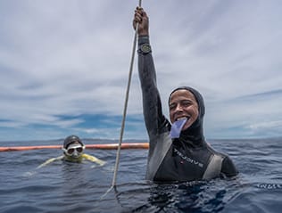Українська фрідайверка Наталія Жаркова встановила новий світовий рекорд
